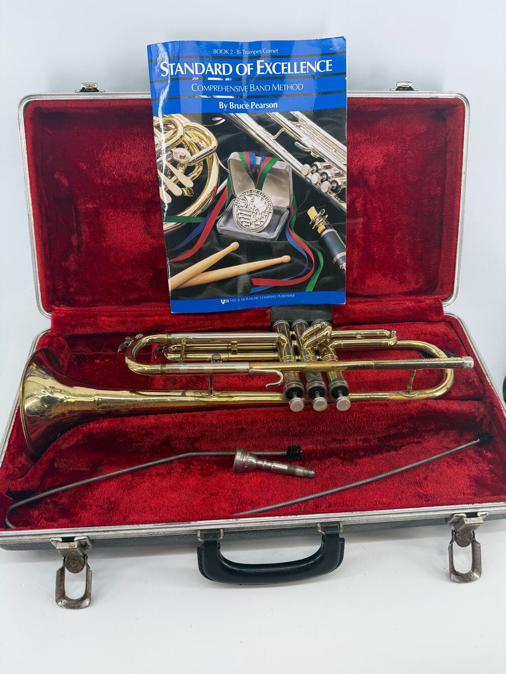Conn Director Vintage Student Trumpet Yamaha Mouthpiece Case Beginner Band